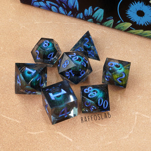 Couatl EYES - Liquid Core dice set