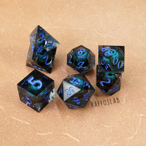 Couatl EYES - Liquid Core dice set