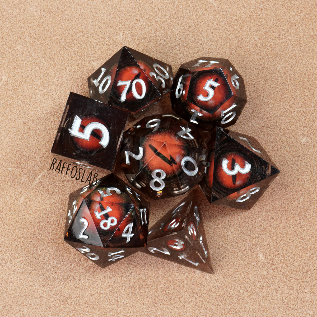 The Red Dragon EYE - Liquid Core dice set