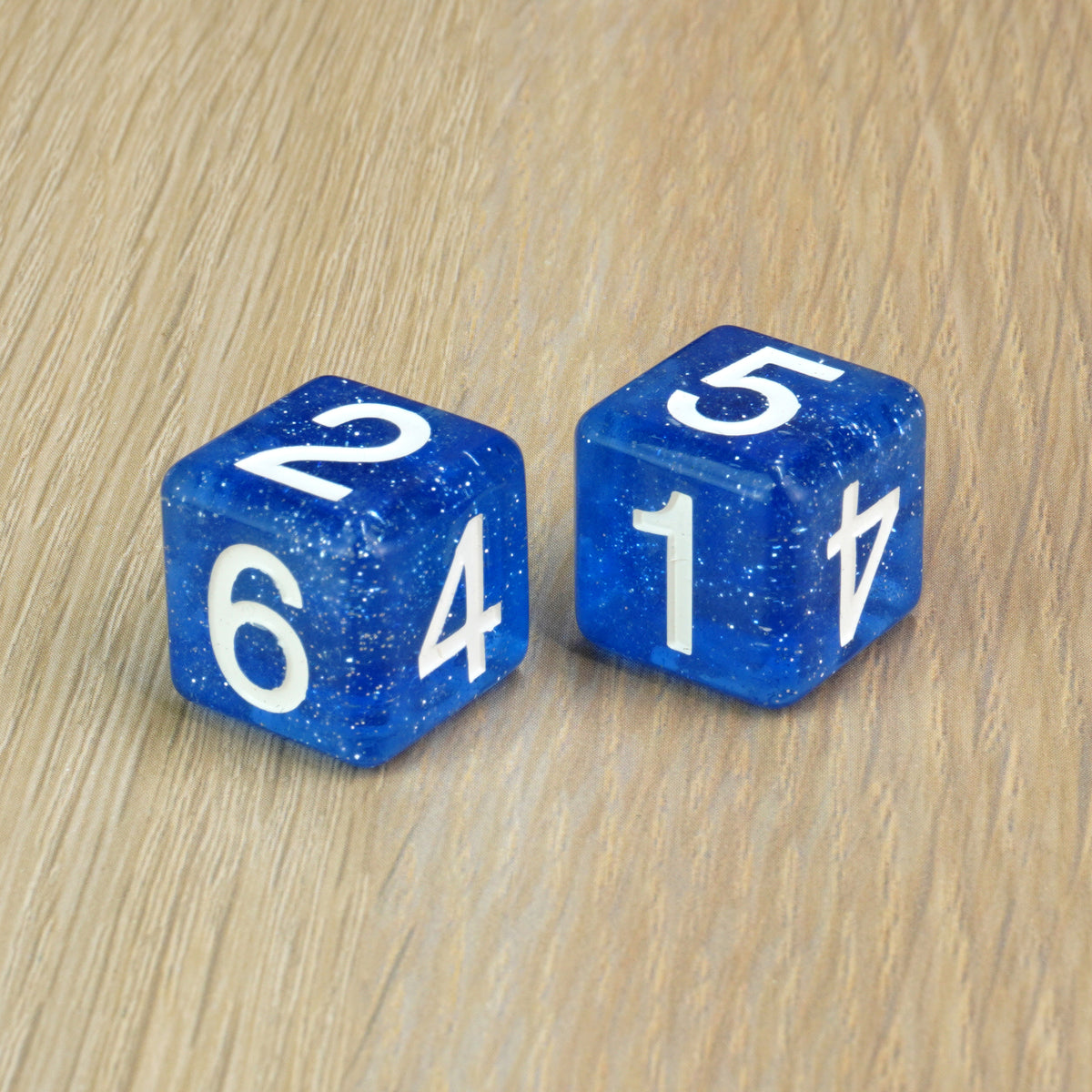 White blue Round - D6