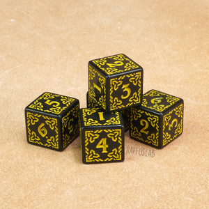 Yellow Knots - D6