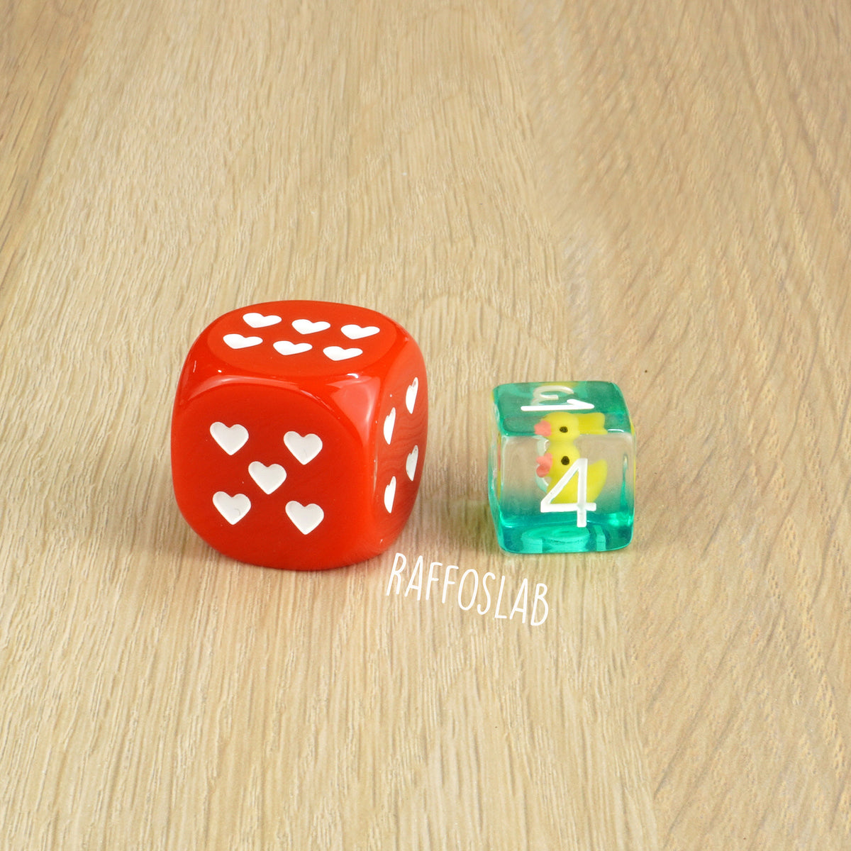 Six white hearts- D6 Curvy