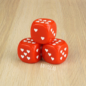 Six white hearts- D6 Curvy
