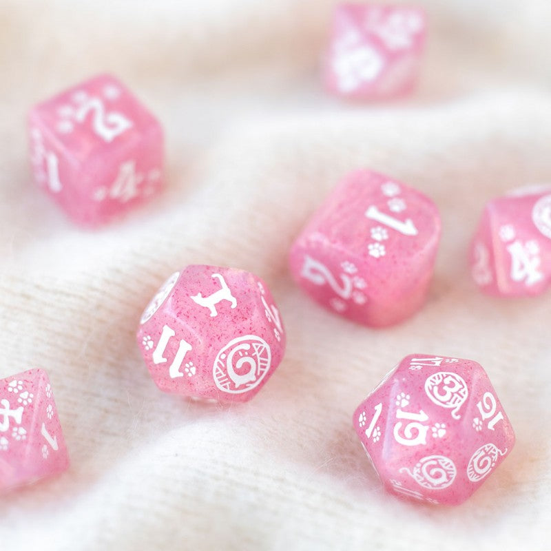 Daisy - Cats dice set